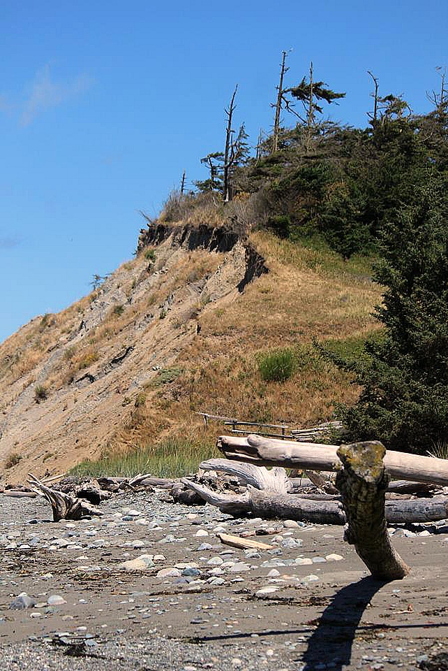 Cliff side bluff at Fort Ebey State Park