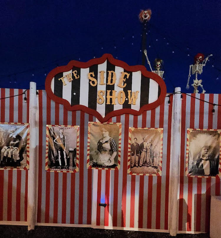 Photo of the Side Show Mad Hatters Haunt 2021 Union Gap WA